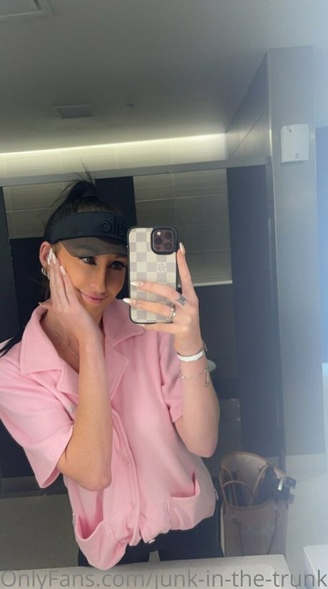 elleventures sexy pornstar photo