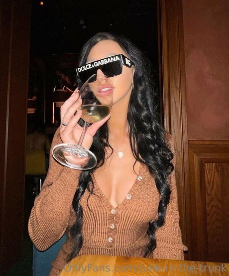 elleventures beautiful model galleries