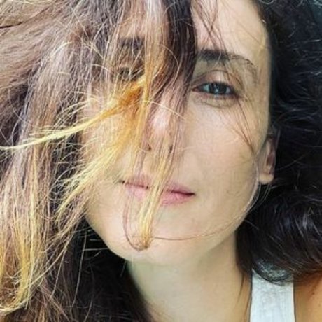 Paola Carosella pretty actress photos