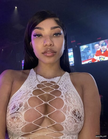 Cydney Slade pornstar hd pictures