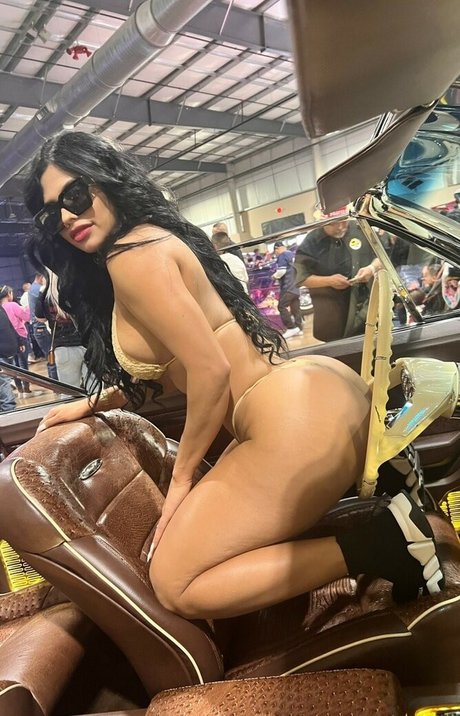 Azleal model xxx photos