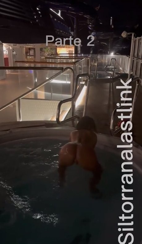 teen feet onlyfans top pic