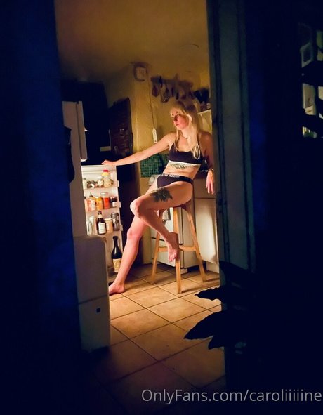 caroliiiiine pretty actress photo