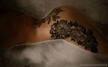 olivefg model adult images