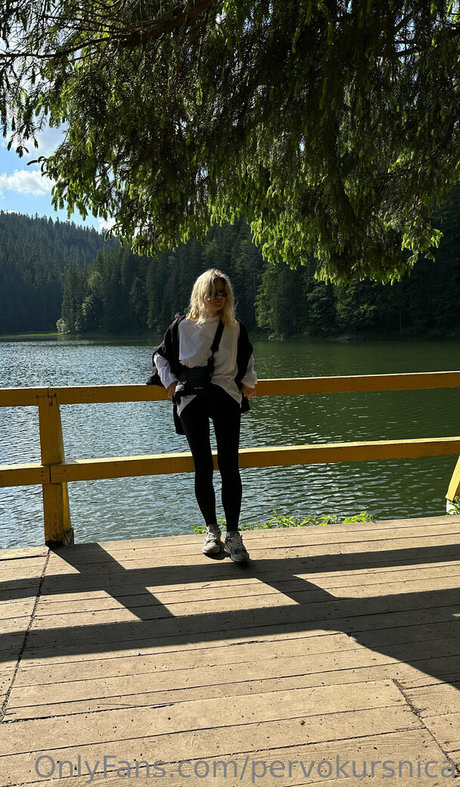 pervokursnica pornstar nude galleries