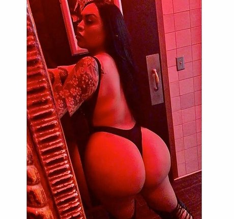 kayshawnyss naked pornstar picture