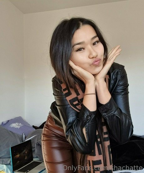 shachatte star erotic images