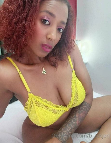 blackjen beautiful model img