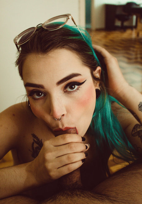 Blue Fetish beautiful pornstar pics