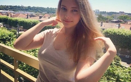 Alissa Strekozova adult star pics