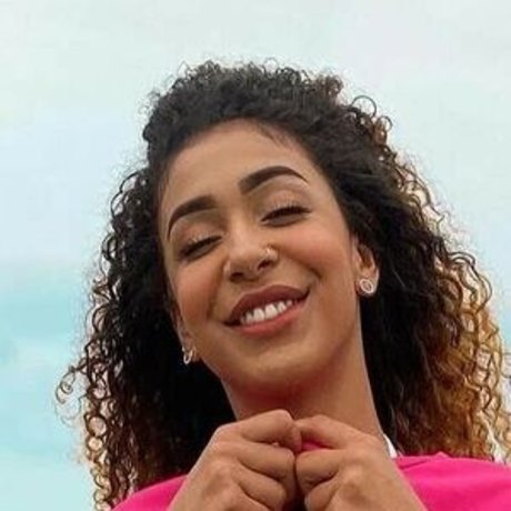 Emelly Souza sex model images