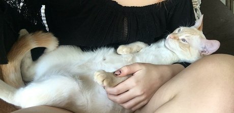 gbrllareis model sex archive