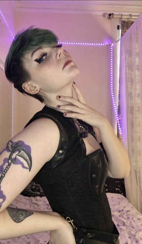 egirlshadowx nude star pics