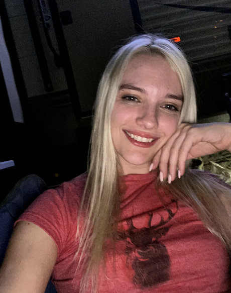 kennajamesx hot actress pictures