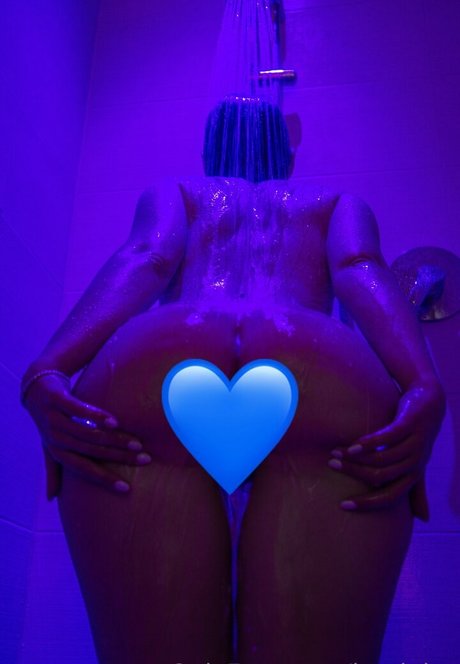 larajuice sex actress archive