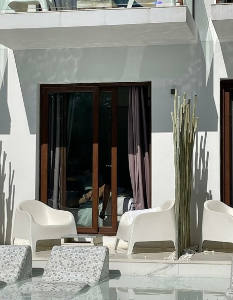 larajuice sex star pic