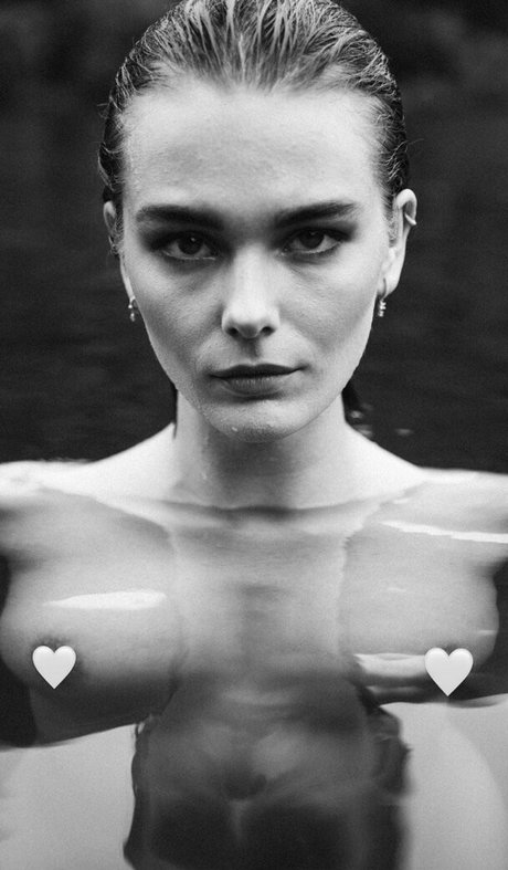 Venosere erotic star pic