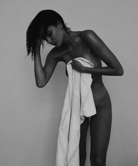 Venosere pornstar nudes photos