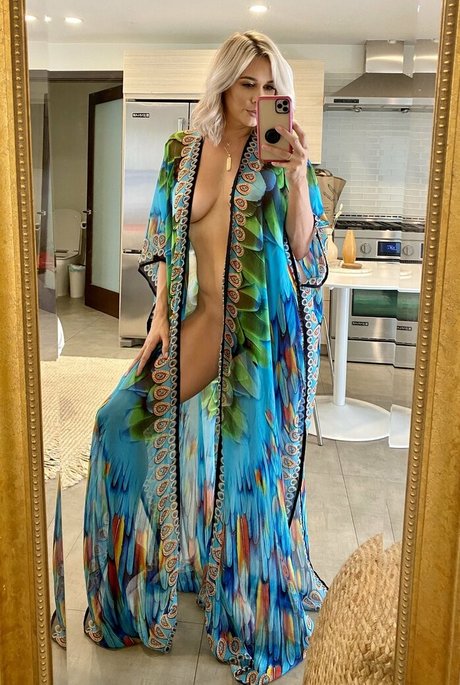 iamlaurencompton nude actress image