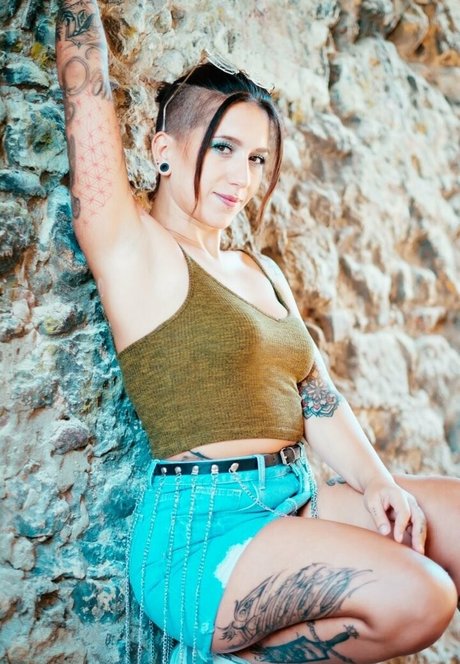 bubblybuumfree model free photo