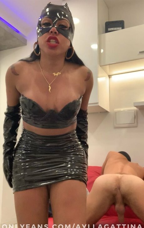 ayllagatina pornstar high quality pic