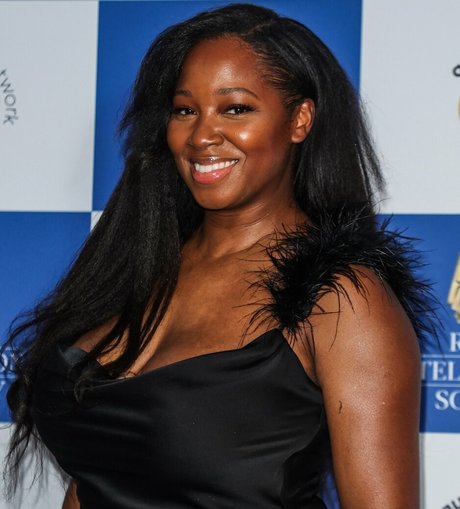 Jamelia perfect model photo