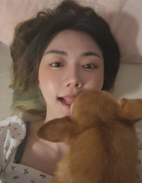 Bubbly live nudes actress pics