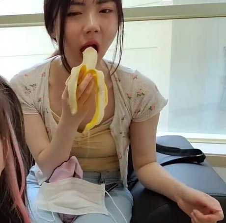 Bubbly live star art image