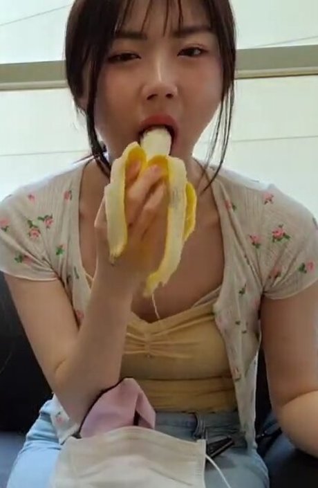 Bubbly live pornstar sex img