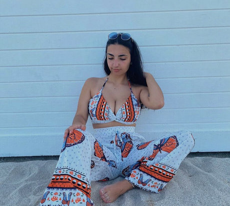 Lisa Unterman model hd pic