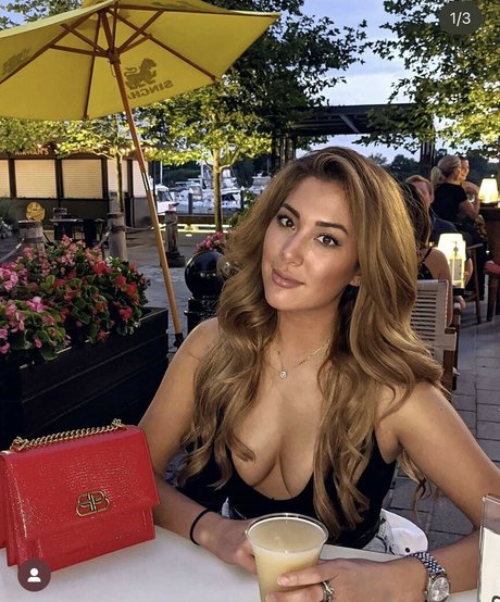 Therese Hollandd sexy pornstar pictures