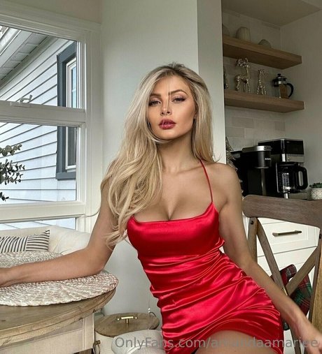 Amandaamariee art actress images