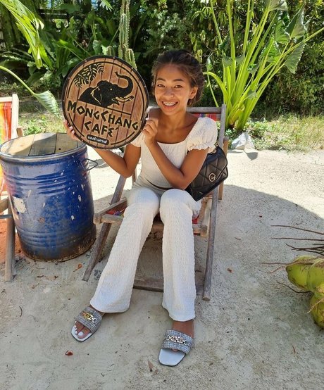 benzontoast nudes model galleries