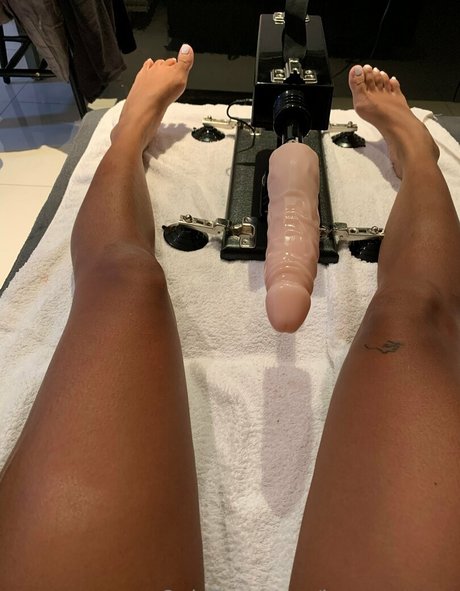 benzontoast star pornographic pic