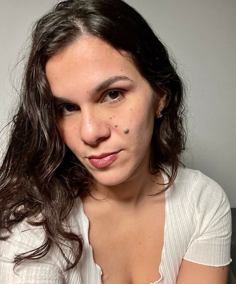 Maria Kois adult actress img