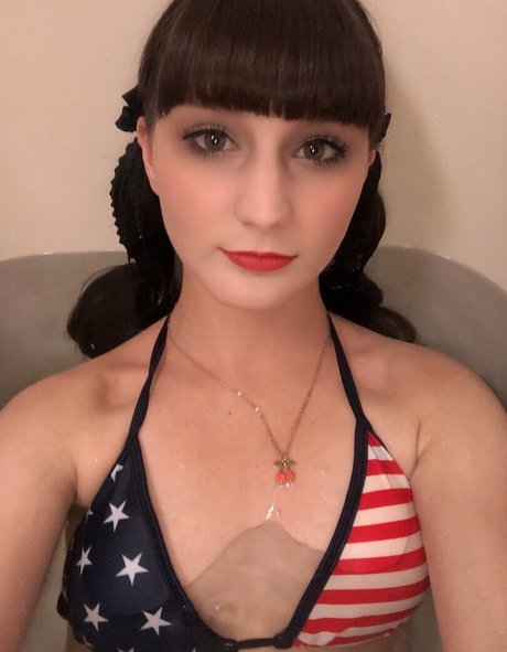 Schyler Reighn pornstar high quality gallery