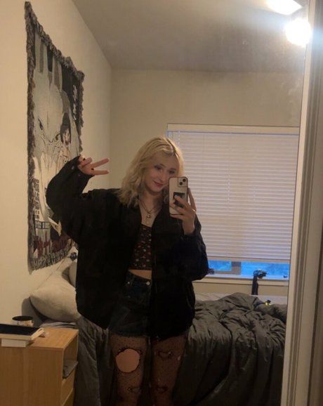 kinzixx beautiful model pictures