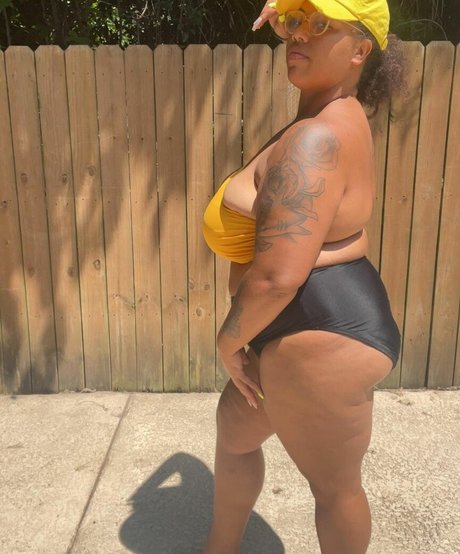 WeightOffAsh star top picture