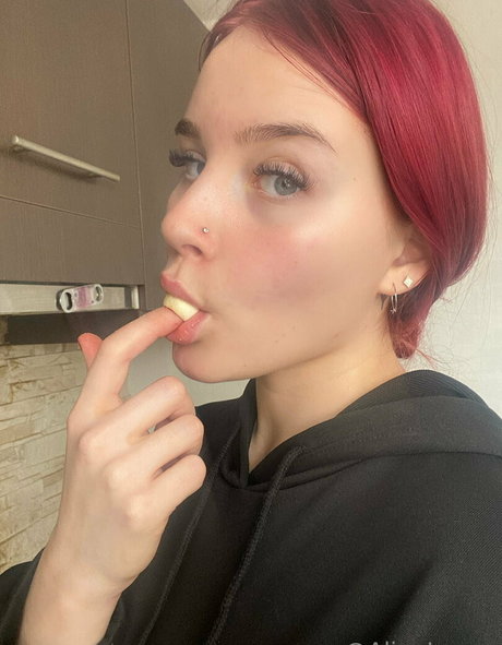 alinalovee free star adult pic