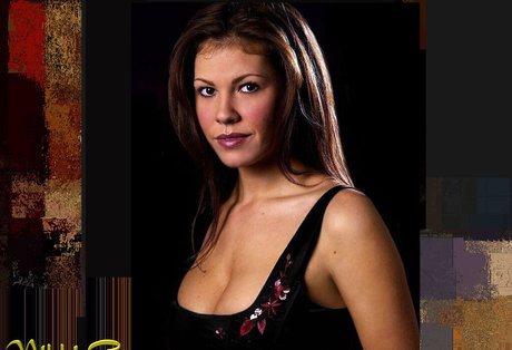 Nikki Cox star hot galleries