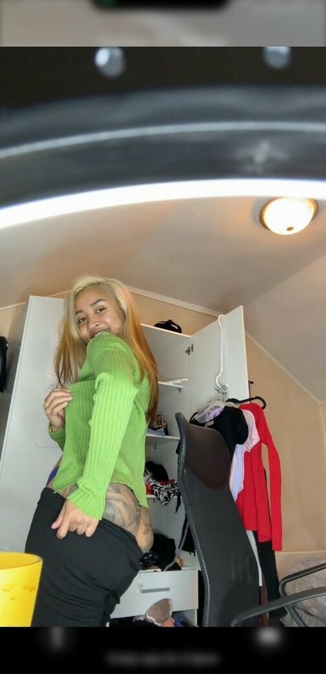 realsexybutgoodgirl star erotic photo