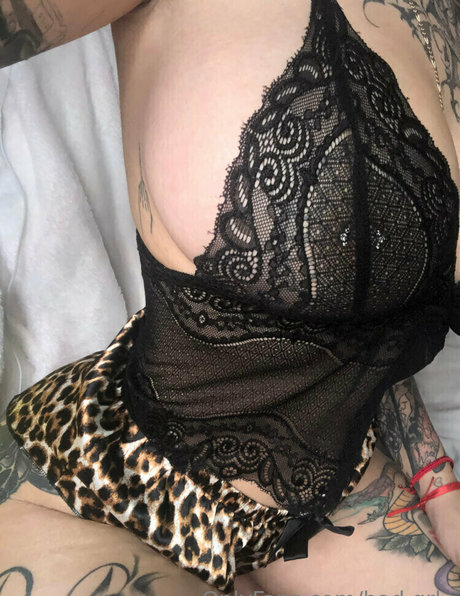 bad grl_ model nudes image