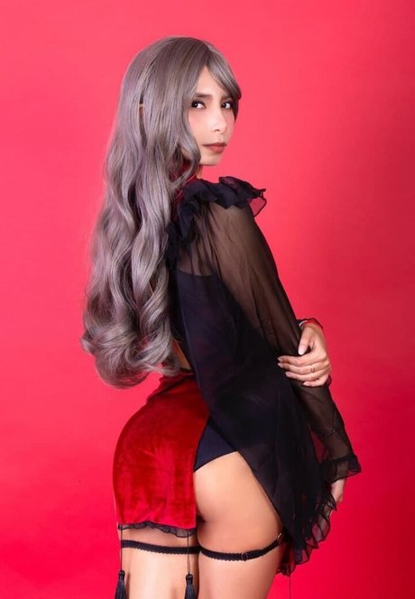 Ary Vilchis model exclusive img