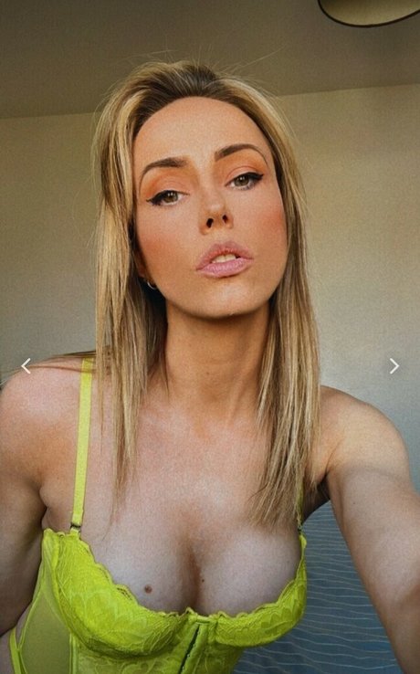 Cerimarie1990 star sex img