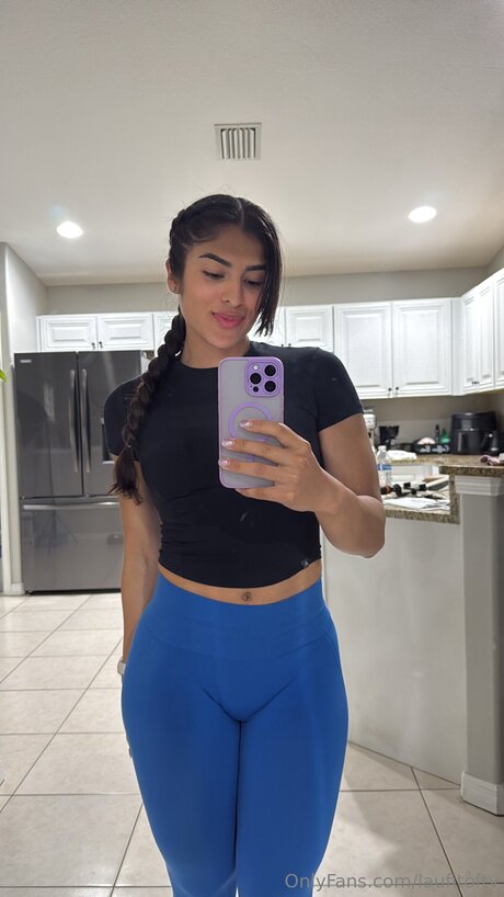 Laufitoftv art model images