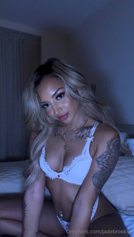 Jadebrookss model art picture