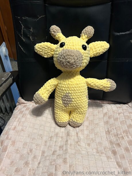 Crochet Kitten model naked img