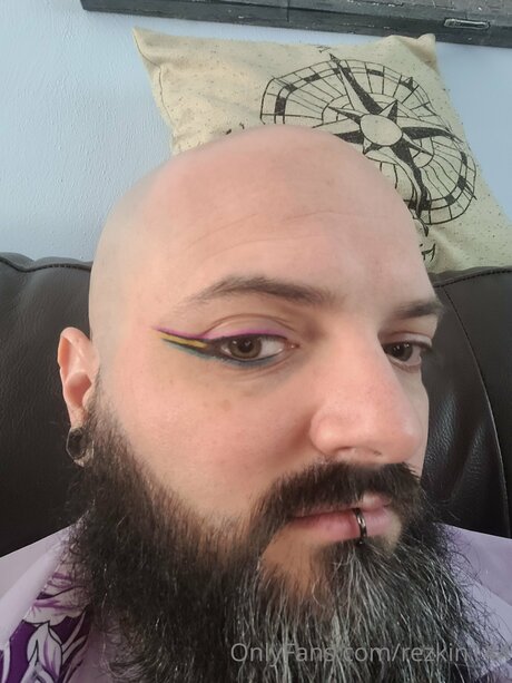 Rezkin144 sexy star image