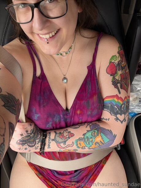 Haunted Sundae model nudes img