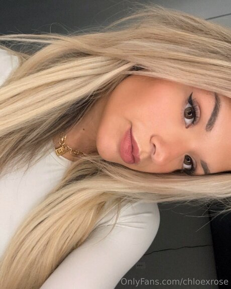 Chloexrose nude actress archive